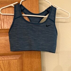 Nike Women's Dri-Fit Sports Bra Size Small NWOT